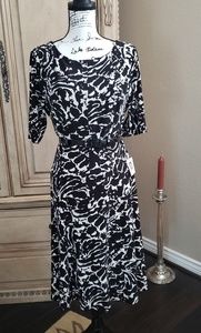 Anne Klein Ladies Dress NWT